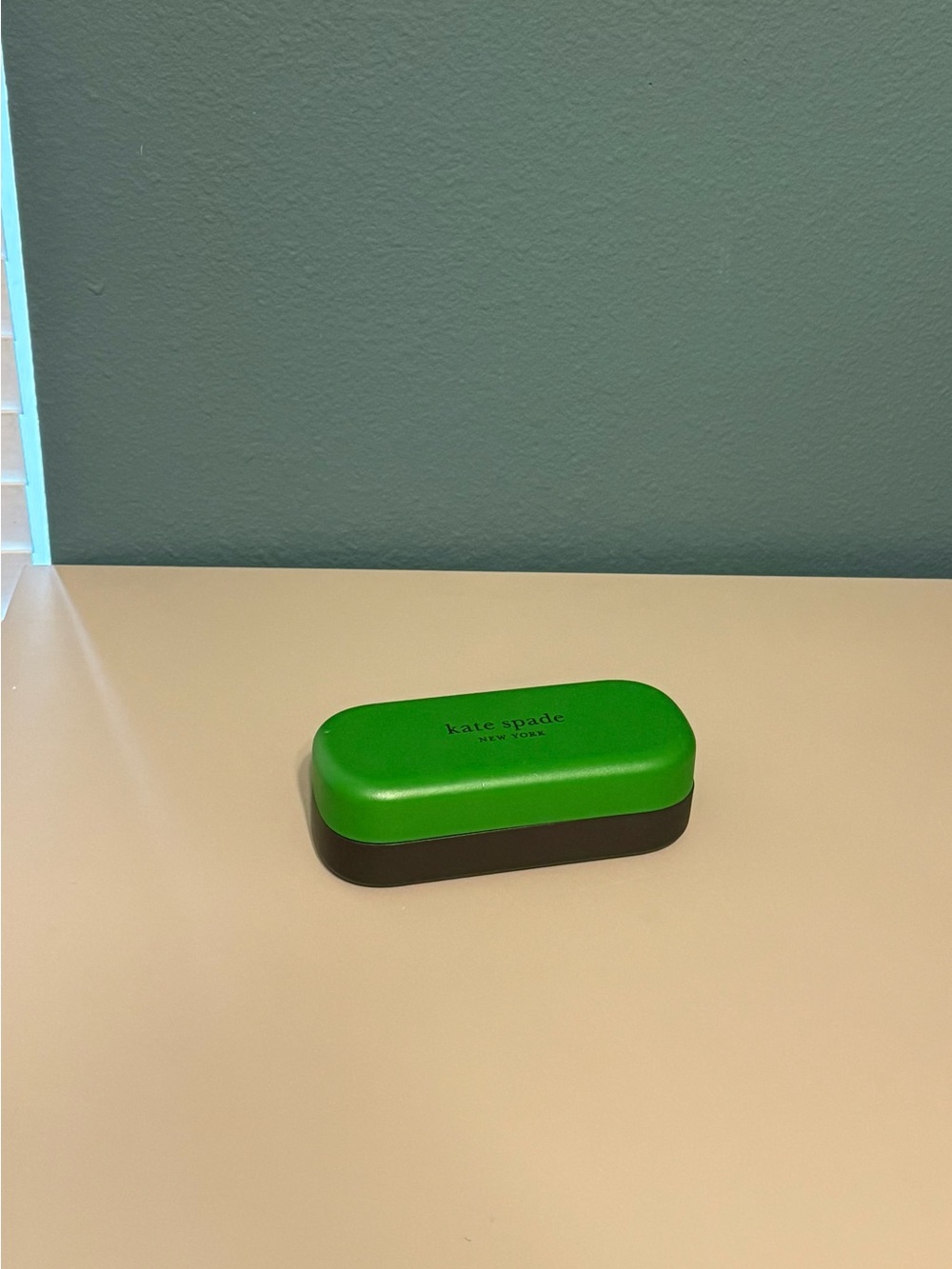 kate spade Green and Black Hard Shell Eyewear Case